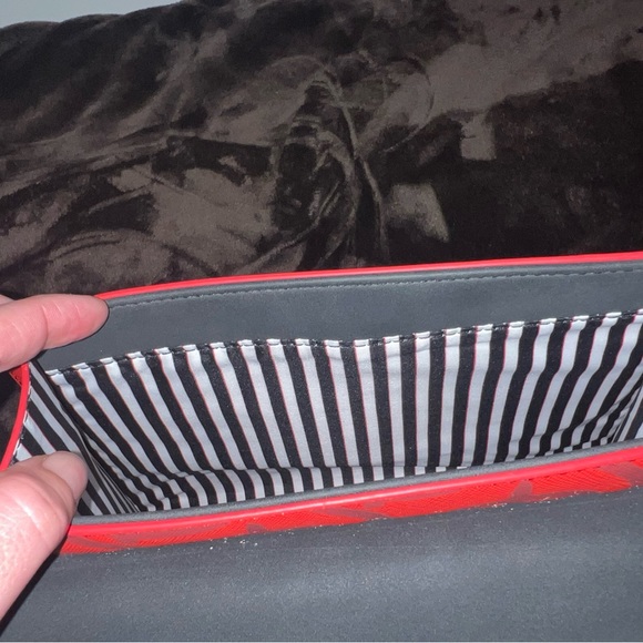 Disney Loungefly Crossbody Handbag - Picture 4 of 7